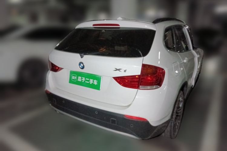 Used BMW X1 2010 sDrive18i Luxury Model Rear Right 45 Deg