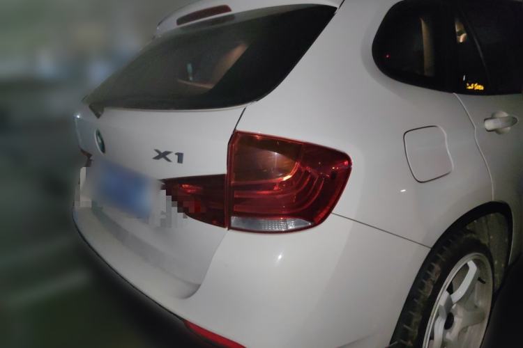 Used BMW X1 2010 xDrive25i Rear Right 45 Deg