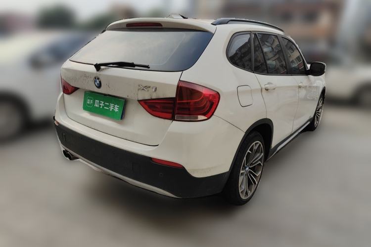 Used BMW X1 2010 sDrive18i Luxury Model Rear Right 45 Deg