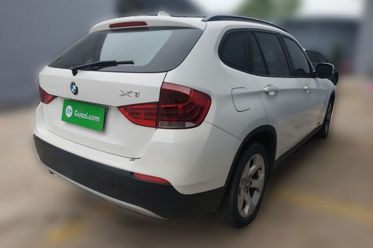 Used BMW X1 2010 sDrive18i Luxury Model Rear Right 45 Deg