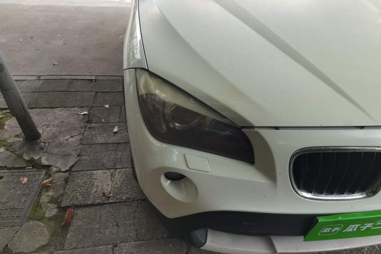 Used BMW X1 2010 sDrive18i Luxury Model Right Front Headlight