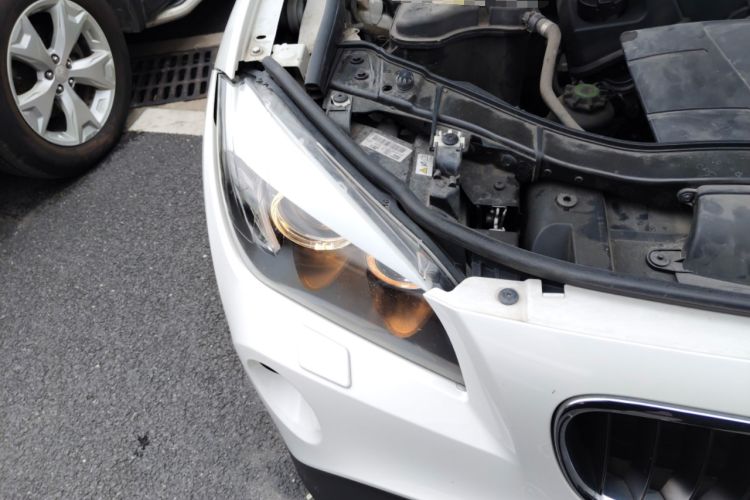 Used BMW X1 2010 sDrive18i Luxury Model Right Front Headlight