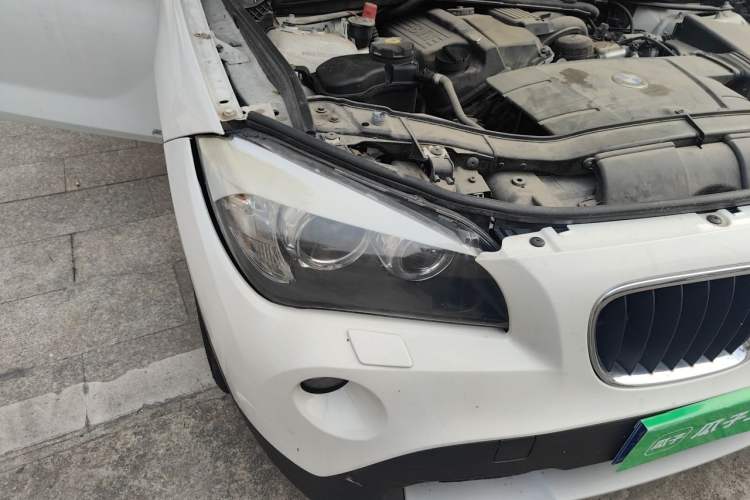 Used BMW X1 2010 sDrive18i Luxury Model Right Front Headlight
