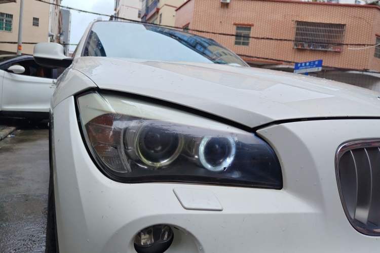 Used BMW X1 2010 xDrive28i Right Front Headlight