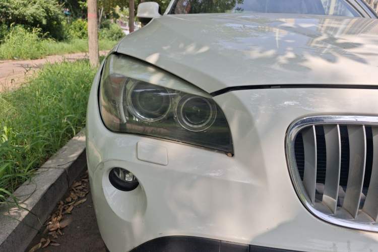 Used BMW X1 2010 xDrive28i Right Front Headlight