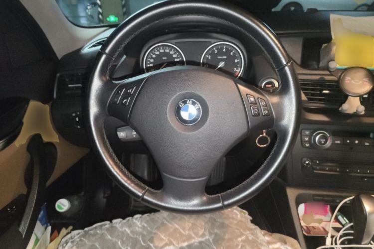 Used BMW X1 2010 xDrive25i Steering Wheel