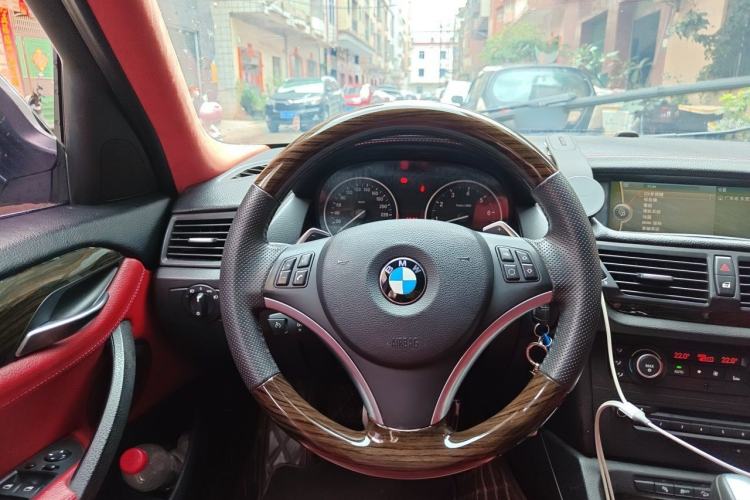 Used BMW X1 2010 xDrive28i Steering Wheel