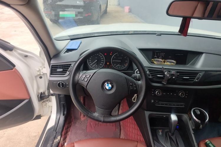 Used BMW X1 2010 sDrive18i Luxury Model Steering Wheel