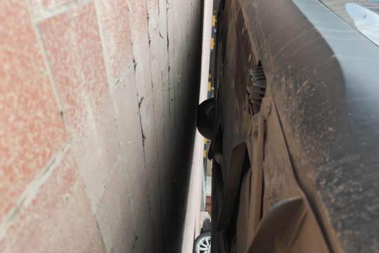 Used BMW X1 2012 sDrive18i Fashion Model Chassis Rear Left