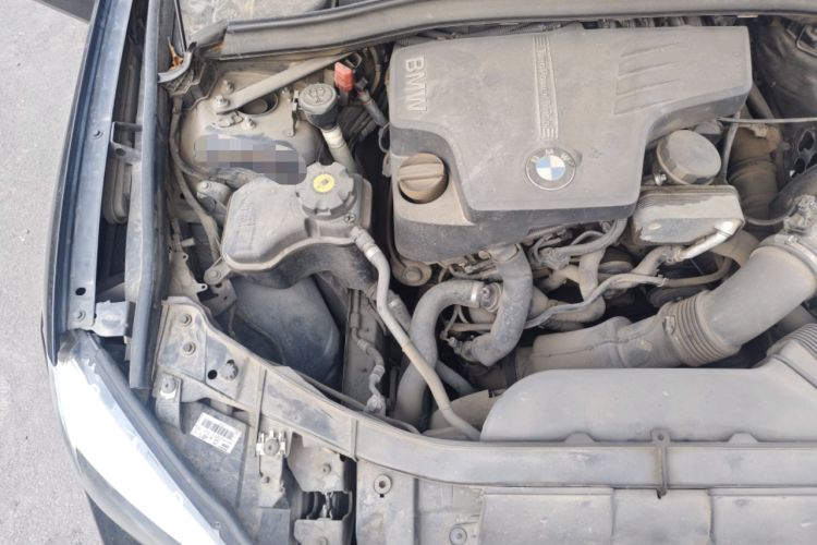 Used BMW X1 2012 sDrive20i Leading Model Engine Bay Right