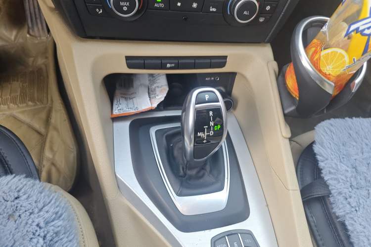 Used BMW X1 2012 sDrive20i Leading Model Gear Lever
