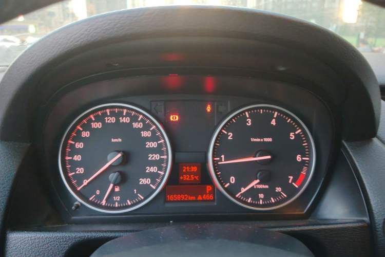 Used BMW X1 2012 sDrive18i Luxury Edition Instrument Cluster