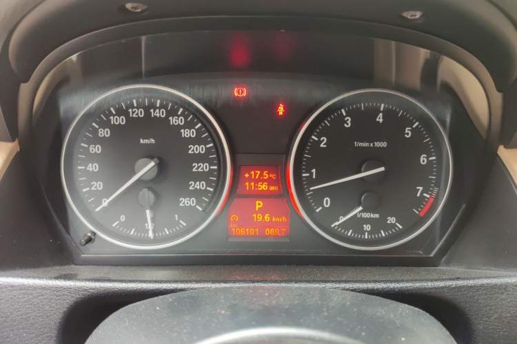 Used BMW X1 2012 xDrive28i Instrument Cluster