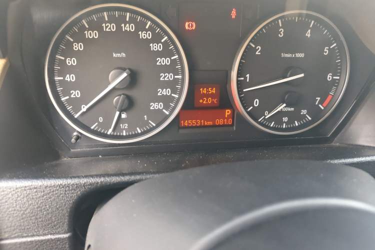 Used BMW X1 2012 sDrive20i Leading Model Odometer Close Up