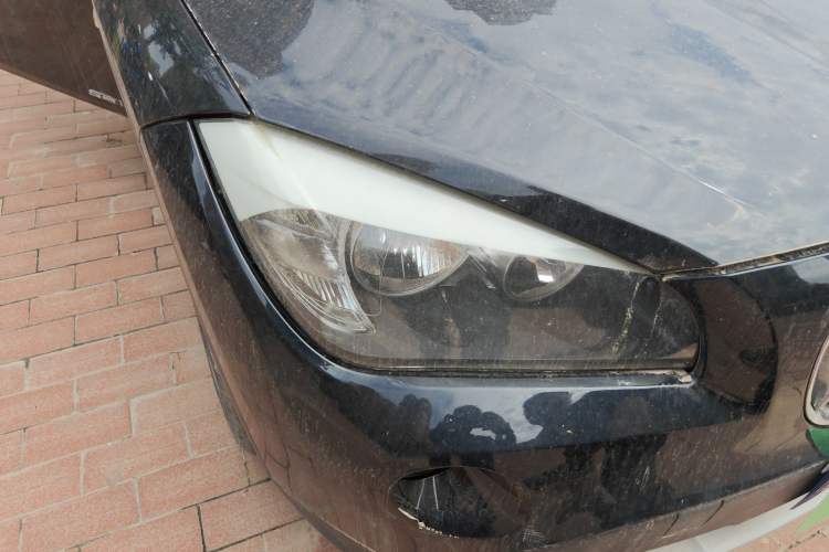 Used BMW X1 2012 sDrive18i Fashion Model Right Front Headlight