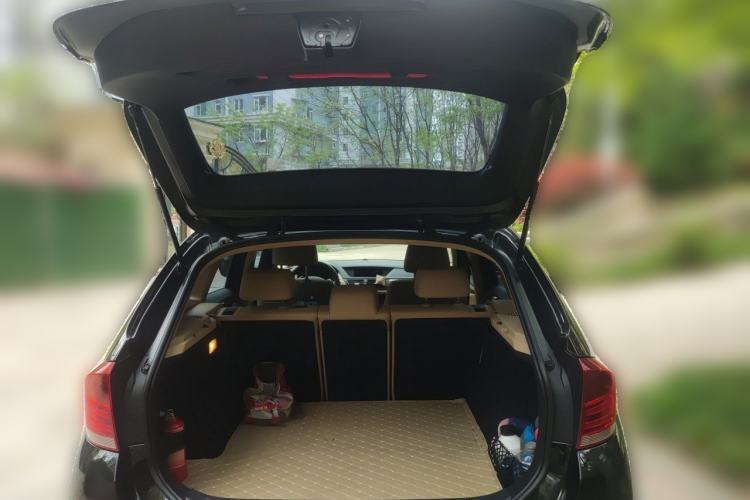 Used BMW X1 2012 xDrive28i Trunk