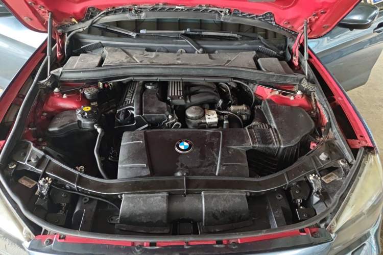 Used BMW X1 2012 sDrive18i Luxury Model Engine Bay