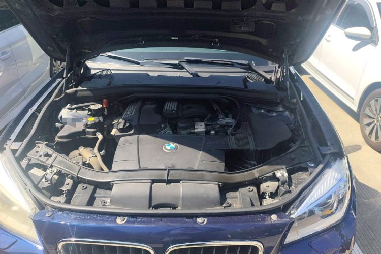 Used BMW X1 2012 sDrive18i Luxury Edition Engine Bay