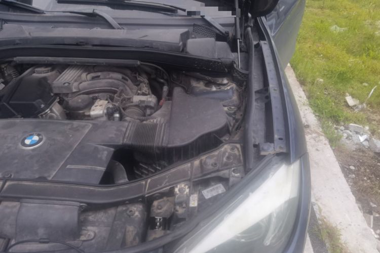 Used BMW X1 2012 sDrive18i Luxury Edition Engine Bay Left