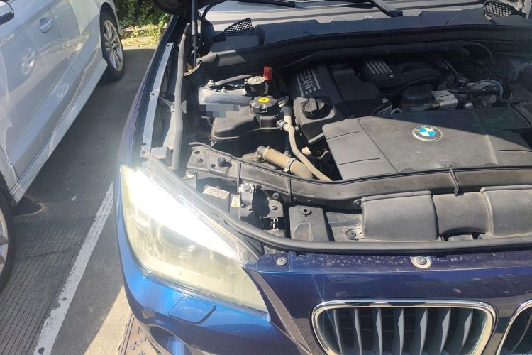 Used BMW X1 2012 sDrive18i Luxury Edition Engine Bay Right
