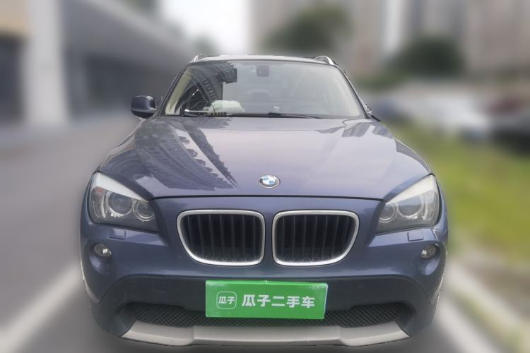 Used BMW X1 2012 sDrive18i Luxury Edition Front