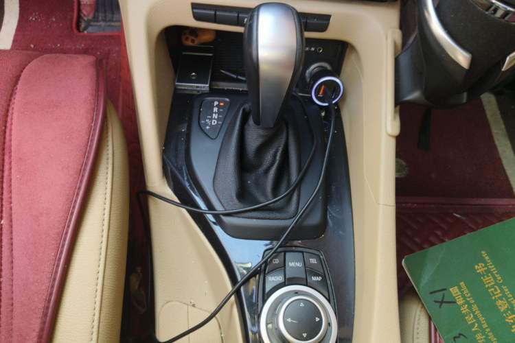 Used BMW X1 2012 sDrive18i Luxury Edition Gear Lever