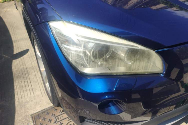 Used BMW X1 2012 sDrive18i Luxury Edition Right Front Headlight