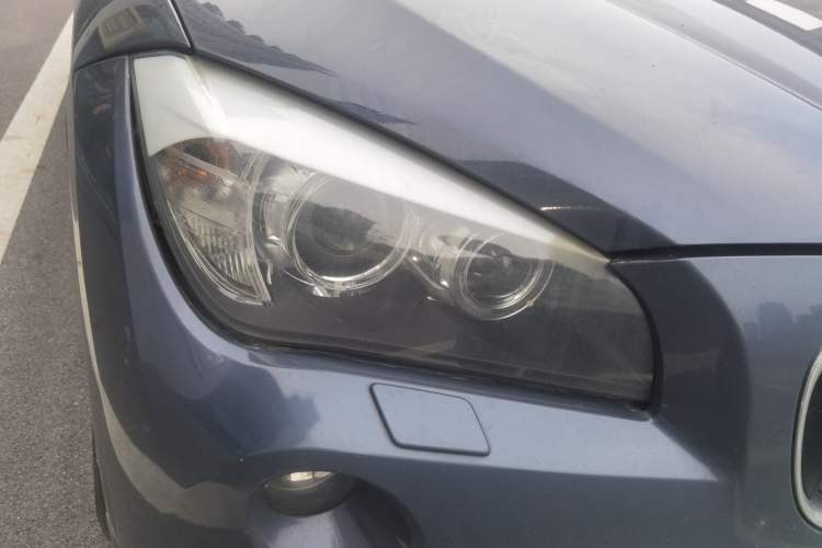 Used BMW X1 2012 sDrive18i Luxury Edition Right Front Headlight