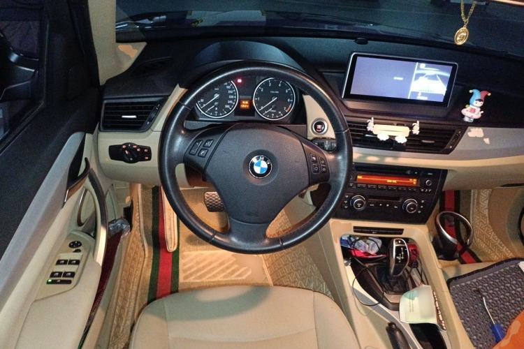 Used BMW X1 2012 sDrive20i Leading Model Steering Wheel