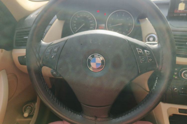 Used BMW X1 2012 sDrive18i Luxury Edition Steering Wheel