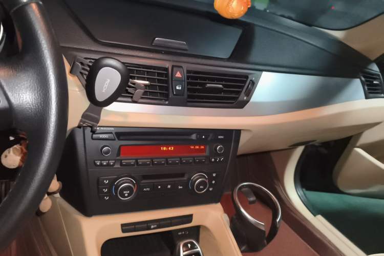 Used BMW X1 2012 sDrive20i Leading Model Audio And AC Panel