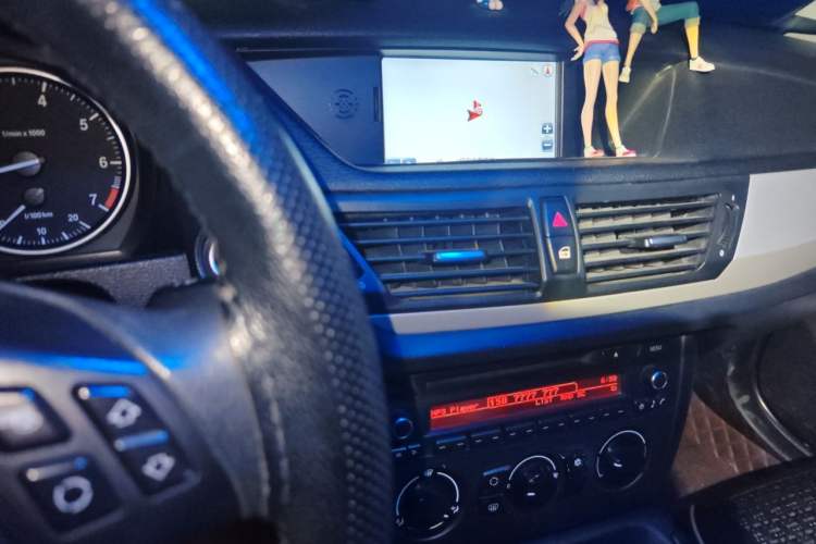 Used BMW X1 2012 sDrive18i Fashion Model Audio And AC Panel