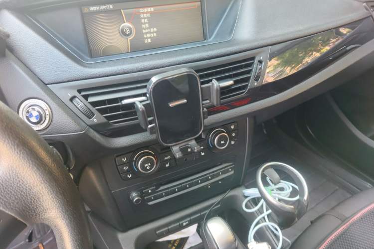 Used BMW X1 2012 sDrive18i Luxury Model Audio And AC Panel