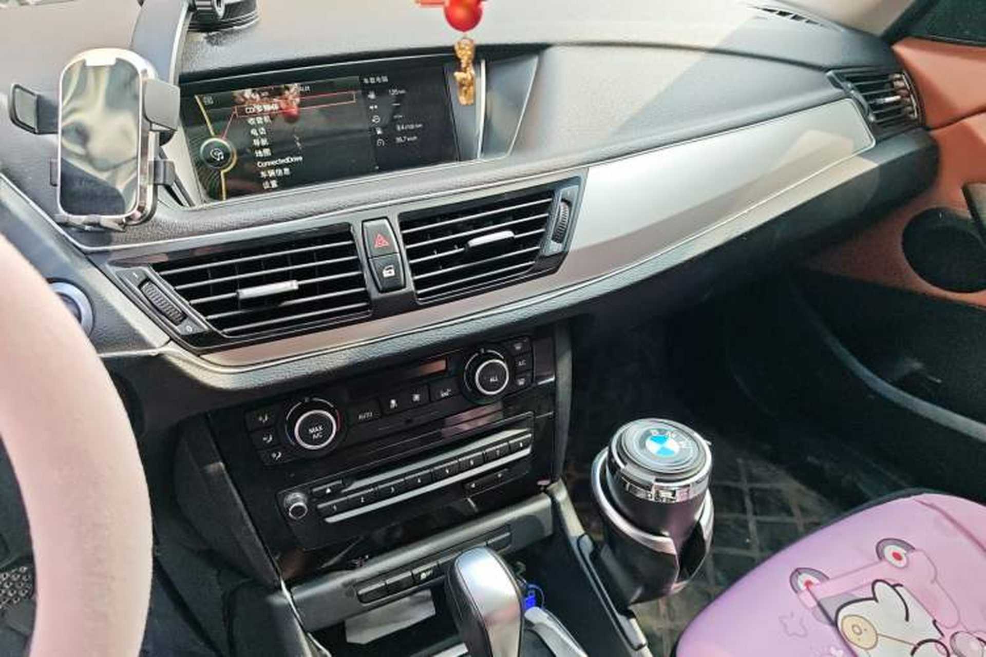 Used BMW X1 2012 sDrive18i Luxury Edition Audio And AC Panel