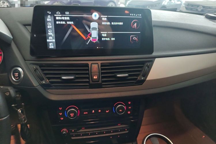 Used BMW X1 2012 sDrive18i Luxury Edition Audio And AC Panel