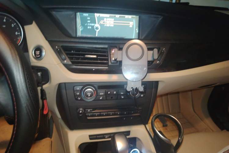 Used BMW X1 2012 sDrive18i Luxury Model Audio And AC Panel