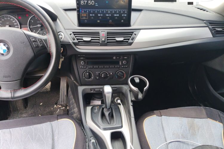 Used BMW X1 2012 sDrive18i Fashion Model Audio And AC Panel