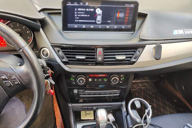 Used BMW X1 2012 sDrive18i Luxury Edition Audio And AC Panel