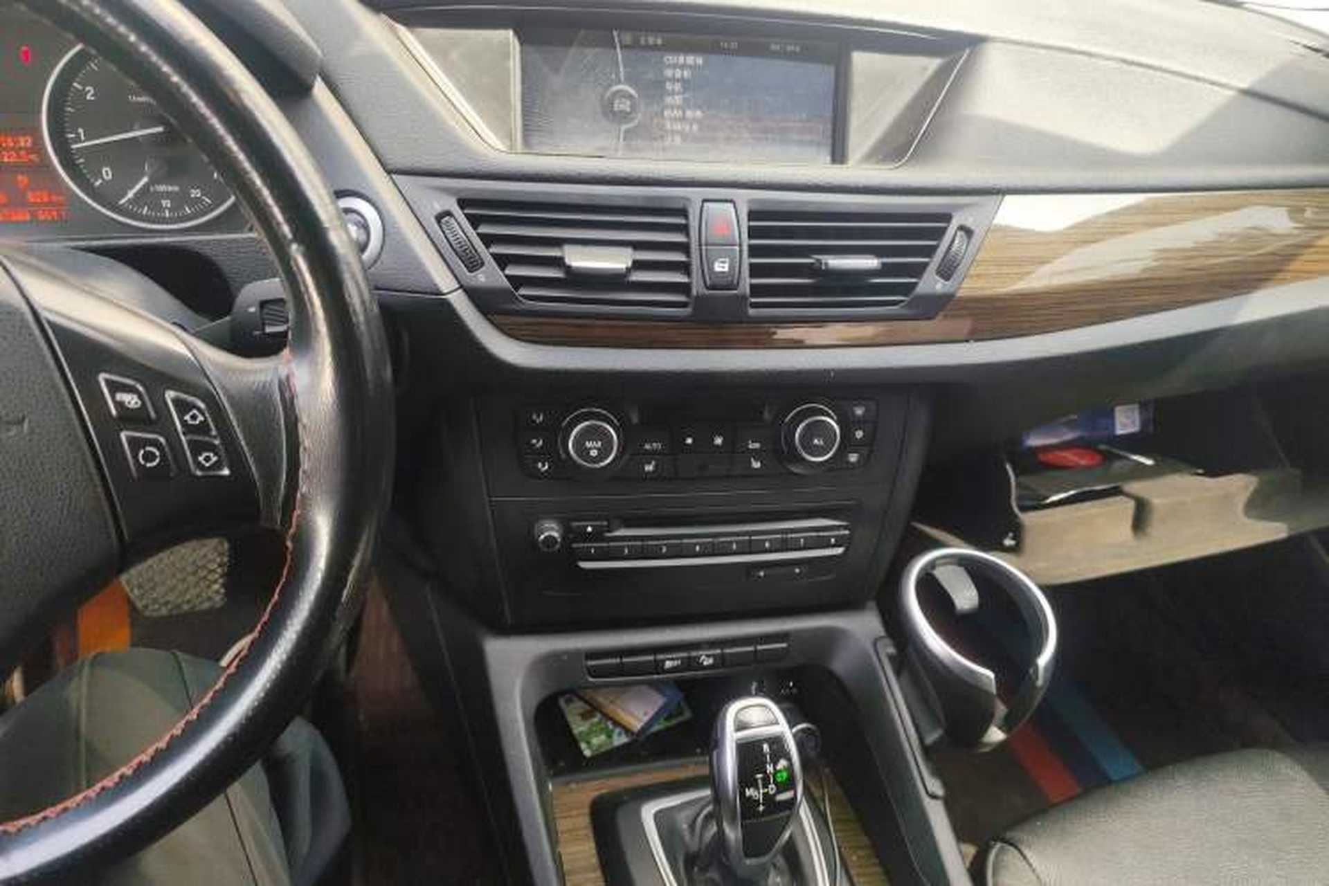 Used BMW X1 2012 xDrive20i Audio And AC Panel