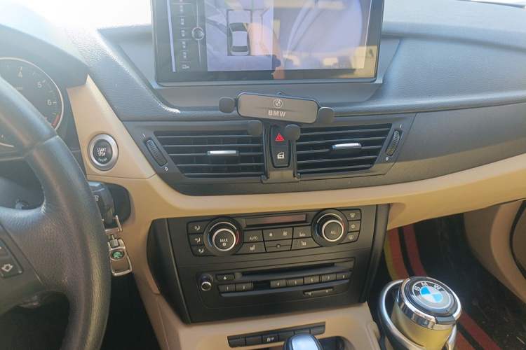 Used BMW X1 2012 sDrive18i Luxury Model Audio And AC Panel