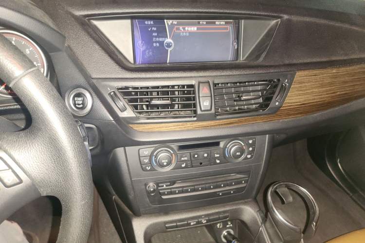Used BMW X1 2012 xDrive20i Luxury Model Audio And AC Panel
