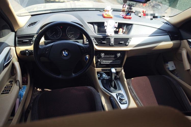 Used BMW X1 2012 sDrive18i Fashion Model Center Console