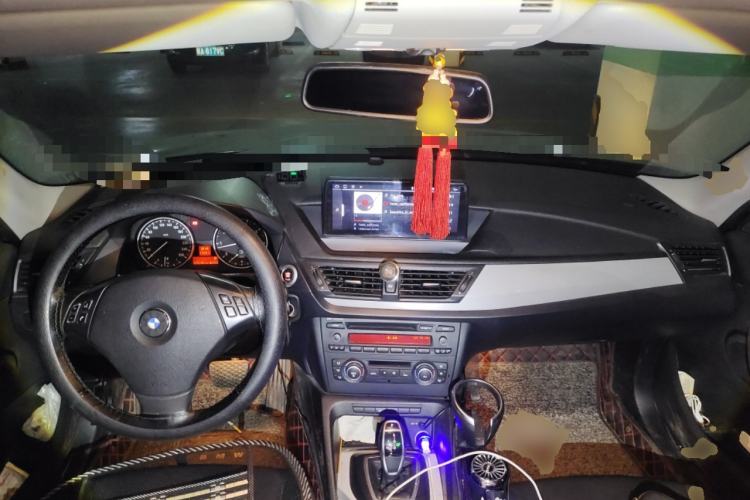 Used BMW X1 2012 sDrive20i Leading Model Center Console