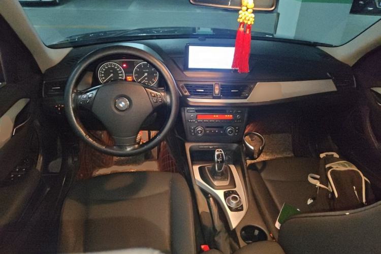 Used BMW X1 2012 sDrive20i Leading Model Center Console