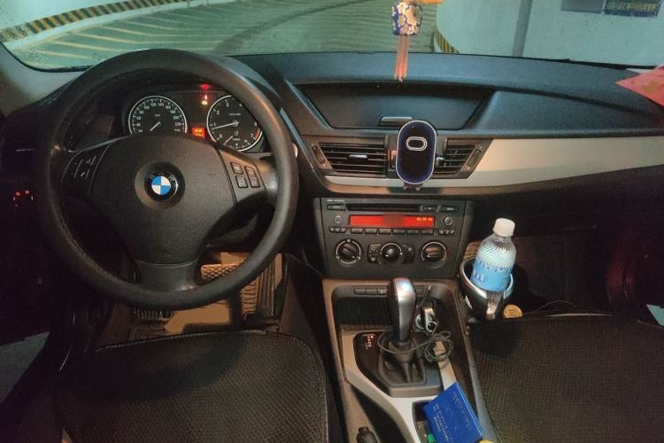 Used BMW X1 2012 sDrive18i Fashion Model Center Console