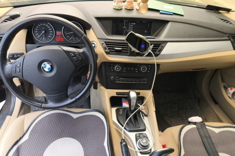 Used BMW X1 2012 sDrive20i Leading Model Center Console