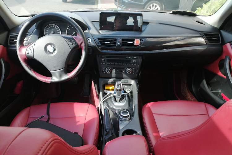 Used BMW X1 2012 sDrive20i Leading Model Center Console