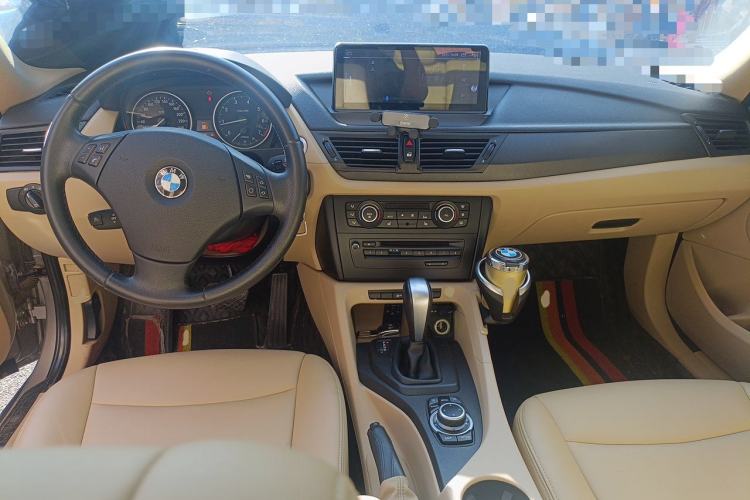 Used BMW X1 2012 sDrive18i Luxury Model Center Console