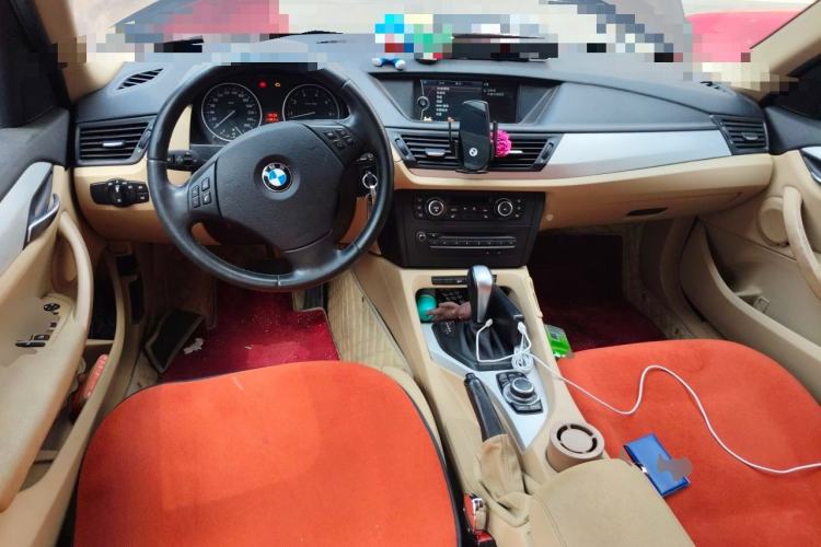 Used BMW X1 2012 sDrive18i Luxury Model Center Console