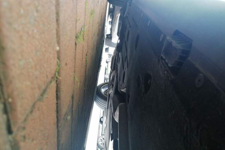 Used BMW X1 2012 sDrive20i Leading Model Chassis Front Right